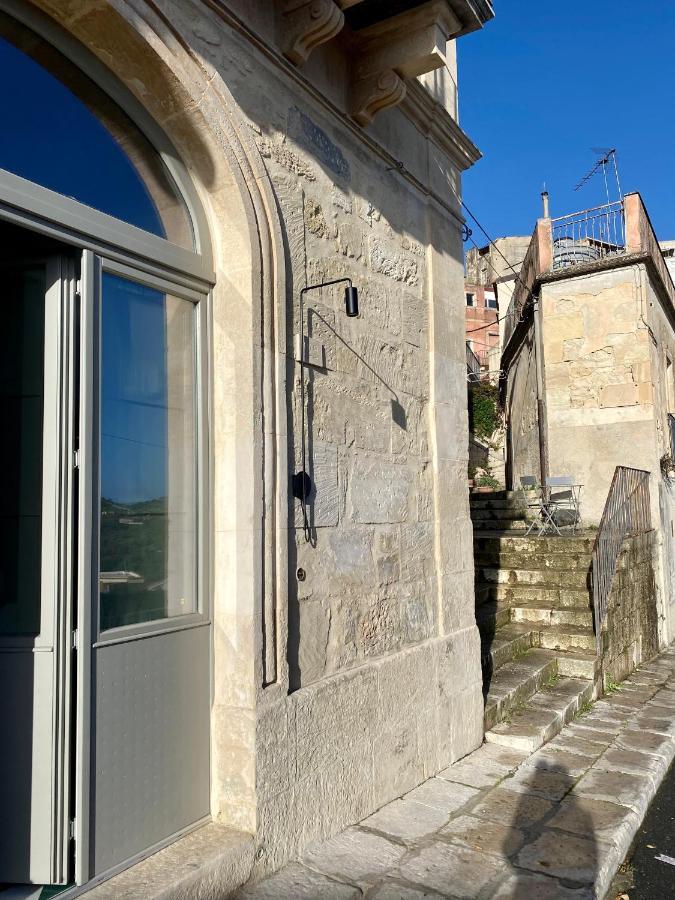 Super Giu Apartment Ragusa Exterior photo